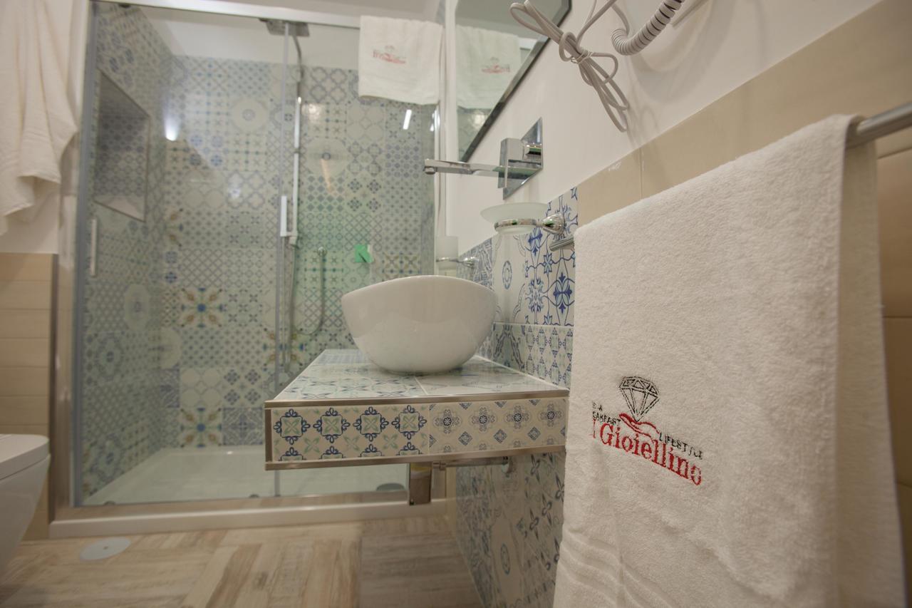 Bed and Breakfast Il Gioiellino Art Neapel Exterior foto