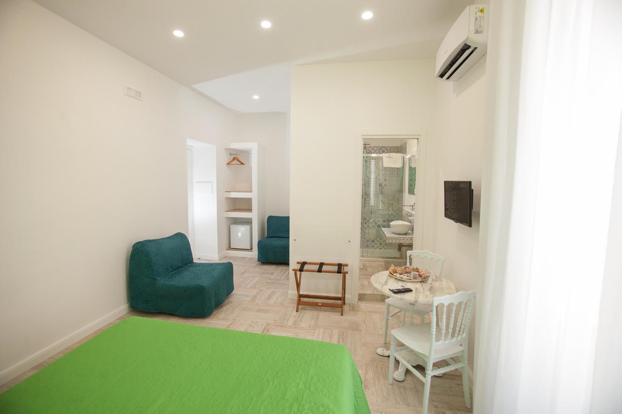Bed and Breakfast Il Gioiellino Art Neapel Exterior foto