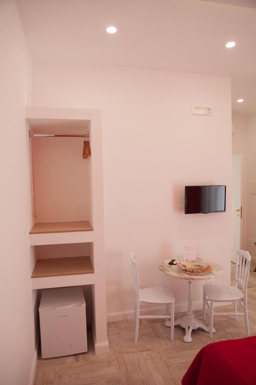 Bed and Breakfast Il Gioiellino Art Neapel Exterior foto